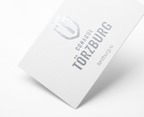 Torzburg strategie de brand hotel identitate vizuala boutique hotel Bran branding horeca Toud