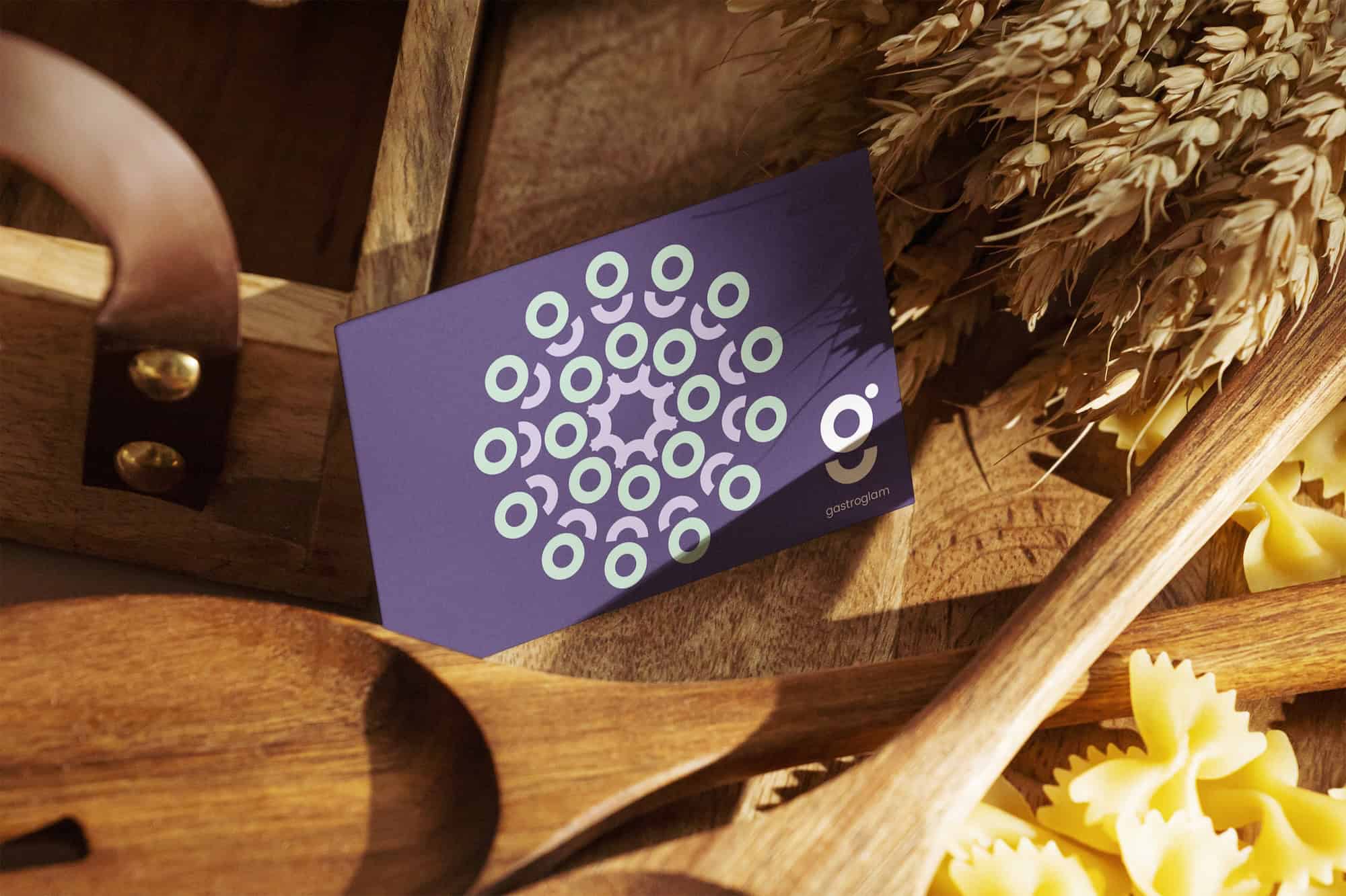 Gastroglam — le projet qui soutient les rêves de ceux qui créent des expériences culinaires, Toud, identité visuelle, conception web